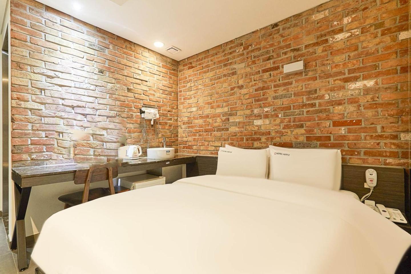 Hertz Hotel Seul