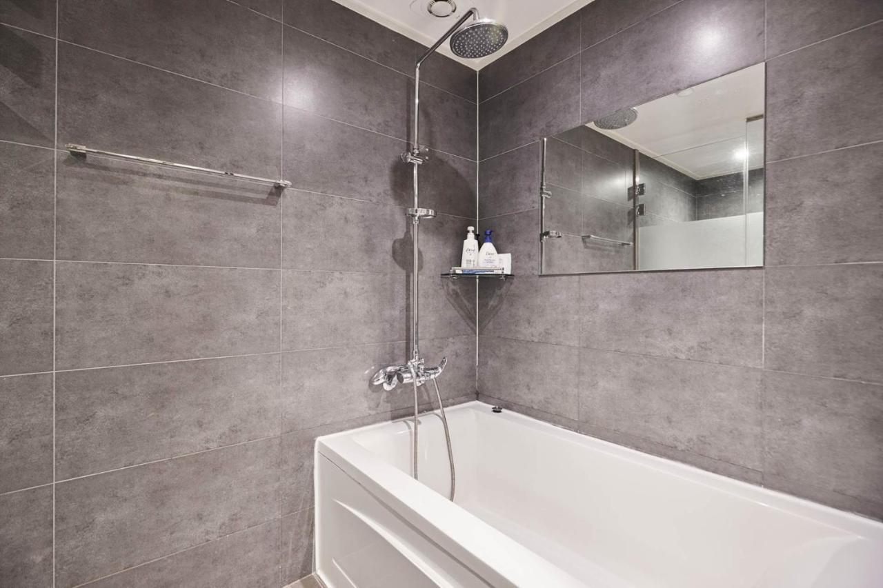 Hertz Hotel 3*